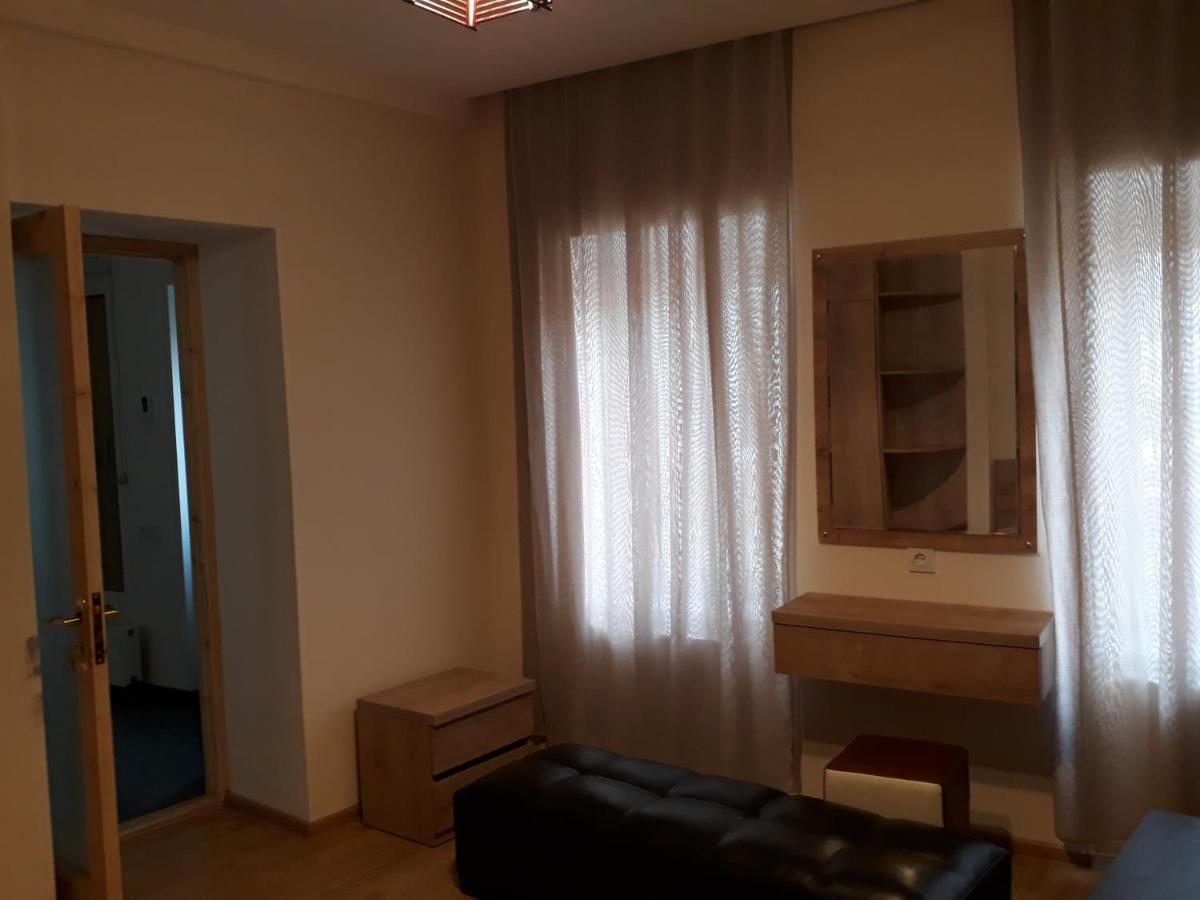 2 Bedroom Apartment In Chugureti 트빌리시 외부 사진