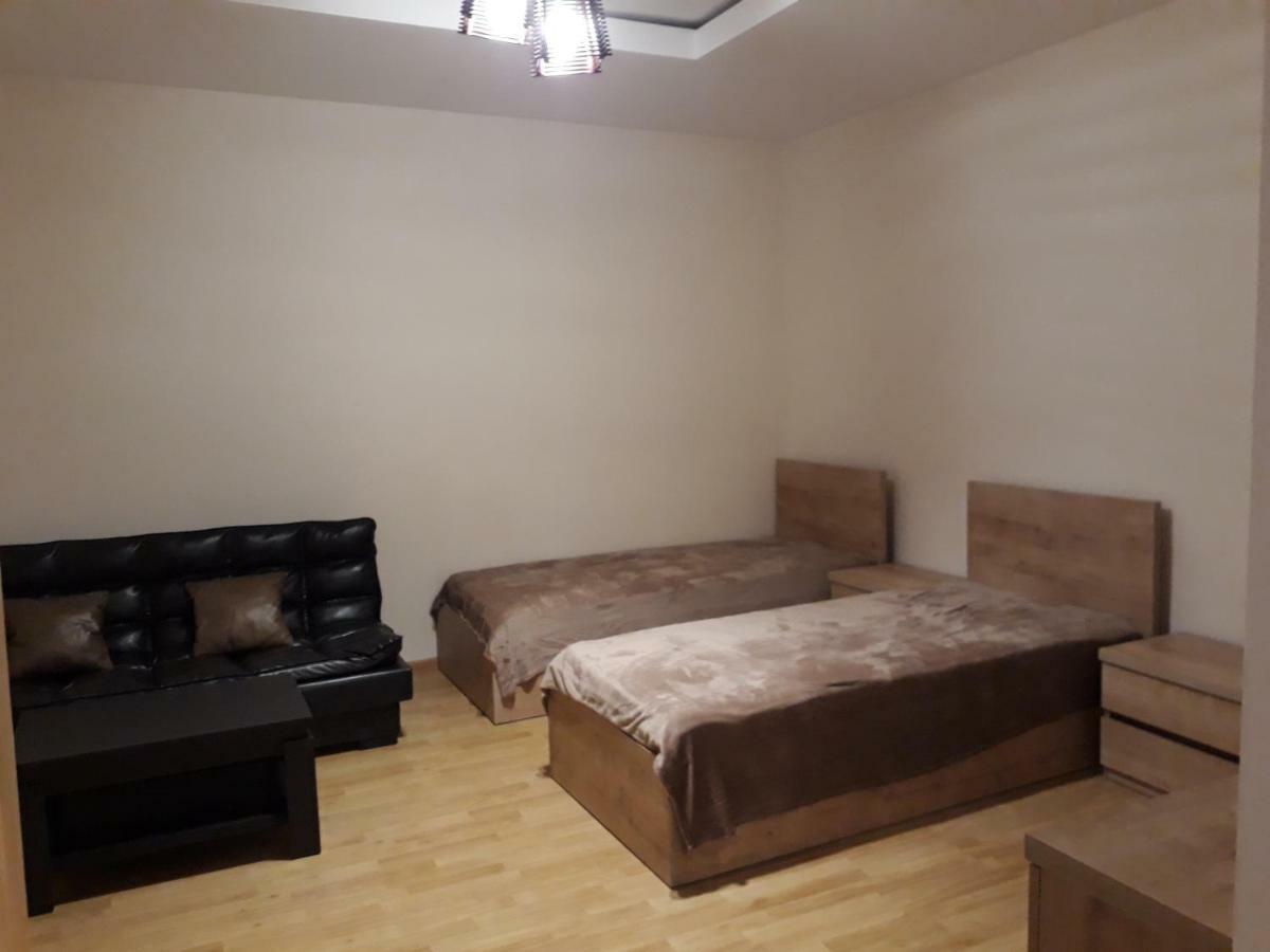 2 Bedroom Apartment In Chugureti 트빌리시 외부 사진